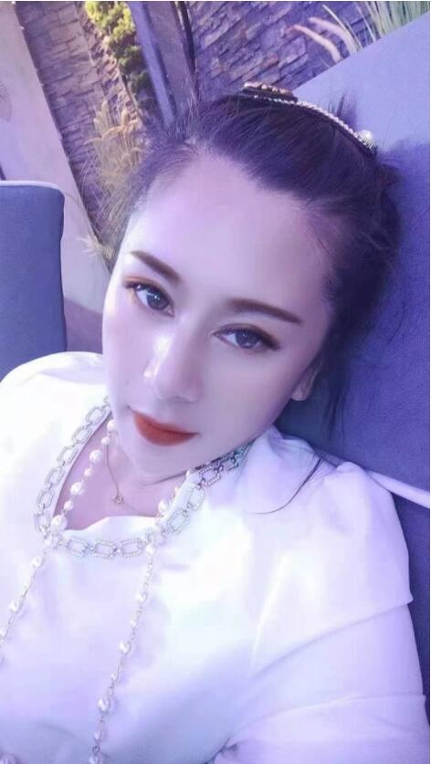 肖村桥 美艳少妇