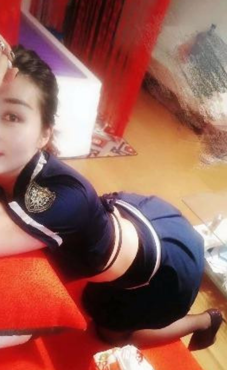 半年不见的妹子 又联系上了